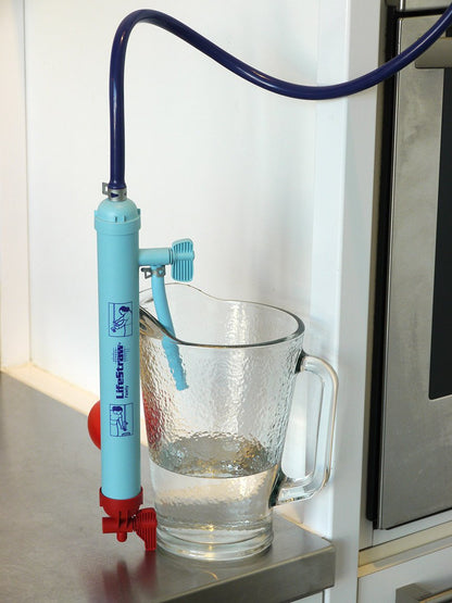 LifeStraw Familie 1.0 Tragbarer Schwerkraft-Wasserreiniger für Notfallvorsorge und Camping